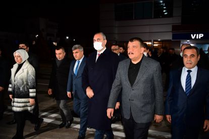 Bakan Gül'e havalimanında uğurlama