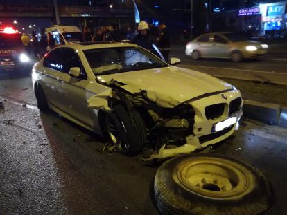 Hastane önünde kaza,1 ölü 2 yaralı