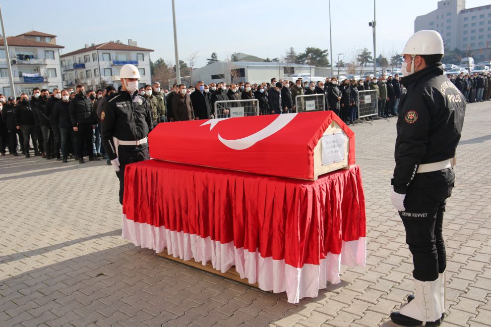 Polis Memuru Son Yolculuğuna Uğurlandı