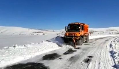 Karayolları açıyor, tipi yeniden kapatıyor