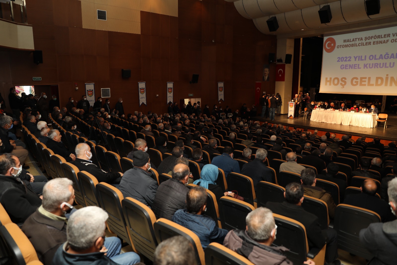 Malatya Esnaf ve Sanatkarlar Odaları Birliği(MESOB) Başkanı Şevket Keskin,  Malatya Şoförler ve Otomobilciler Esnaf Odası’nın genel kurulunda tek liste ile yeniden oda başkanı seçildi.