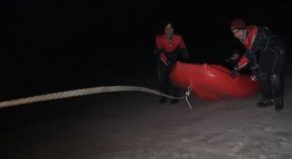 Çat Barajı Gölünde balıkçılar mahsur kaldı