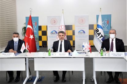 "2022-2023 teması Genç İstihdamı"