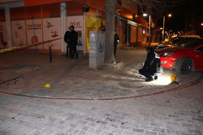 Pompalı kavga; 1 yaralı, 2 araç hasarlı