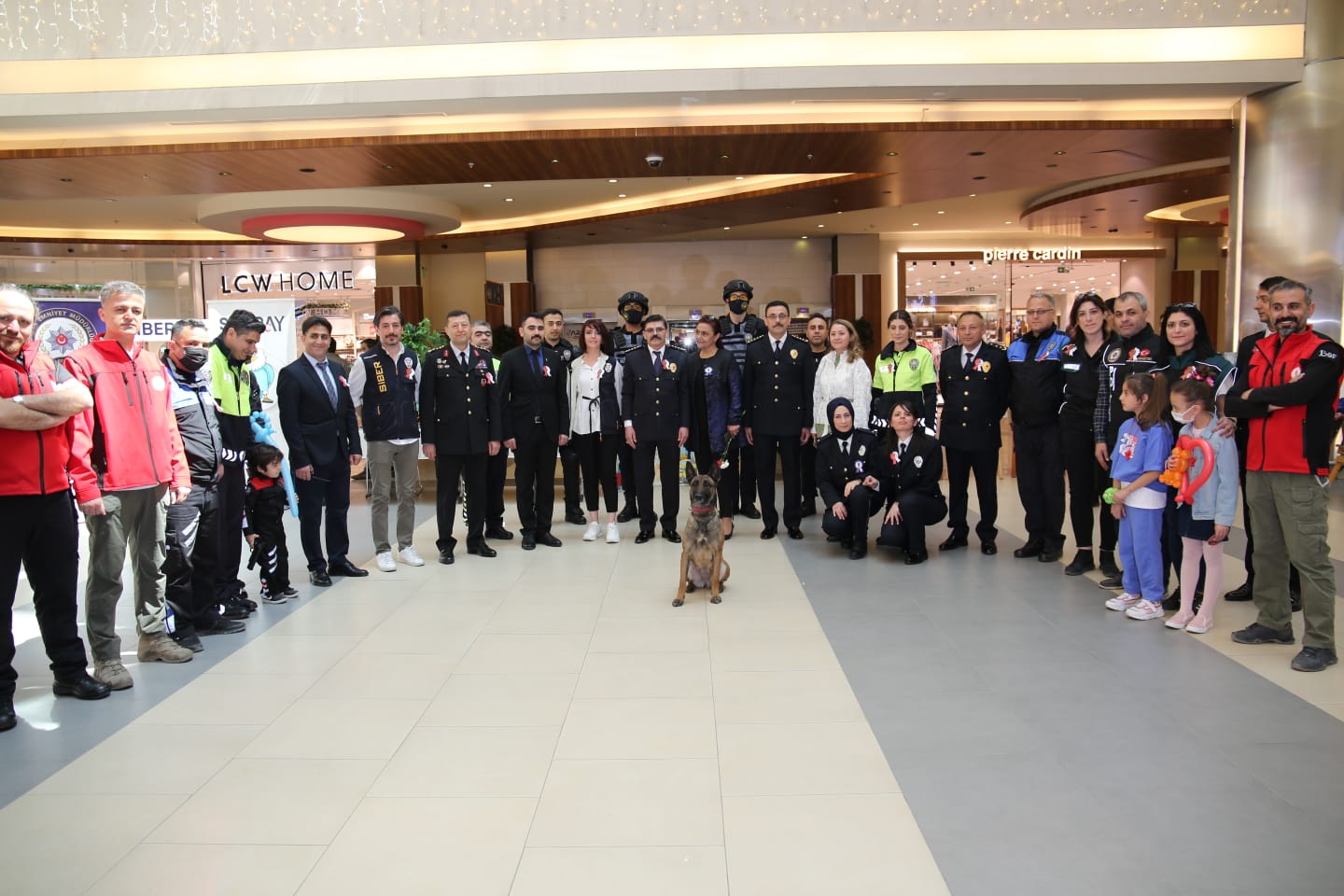 Malatya’da Türk Polis Teşkilatının 177. kuruluş yıldönümü etkinlikleri sürüyor.