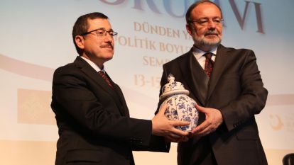 “İslam hicreti bir milat olarak kabul etmiştir"