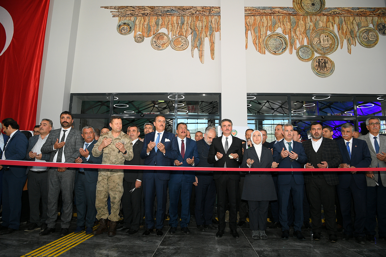 Malatya Valiliği ile Malatya Büyükşehir Belediyesi Kültür ve Sosyal İşler Daire Başkanlığı tarafından düzenlenen, organizasyonunu ise Kültür A.Ş.’nin yaptığı, Malatya Kitap ve Kültür Fuarı’nın 9’uncusu kapılarını kitapseverlere açtı.