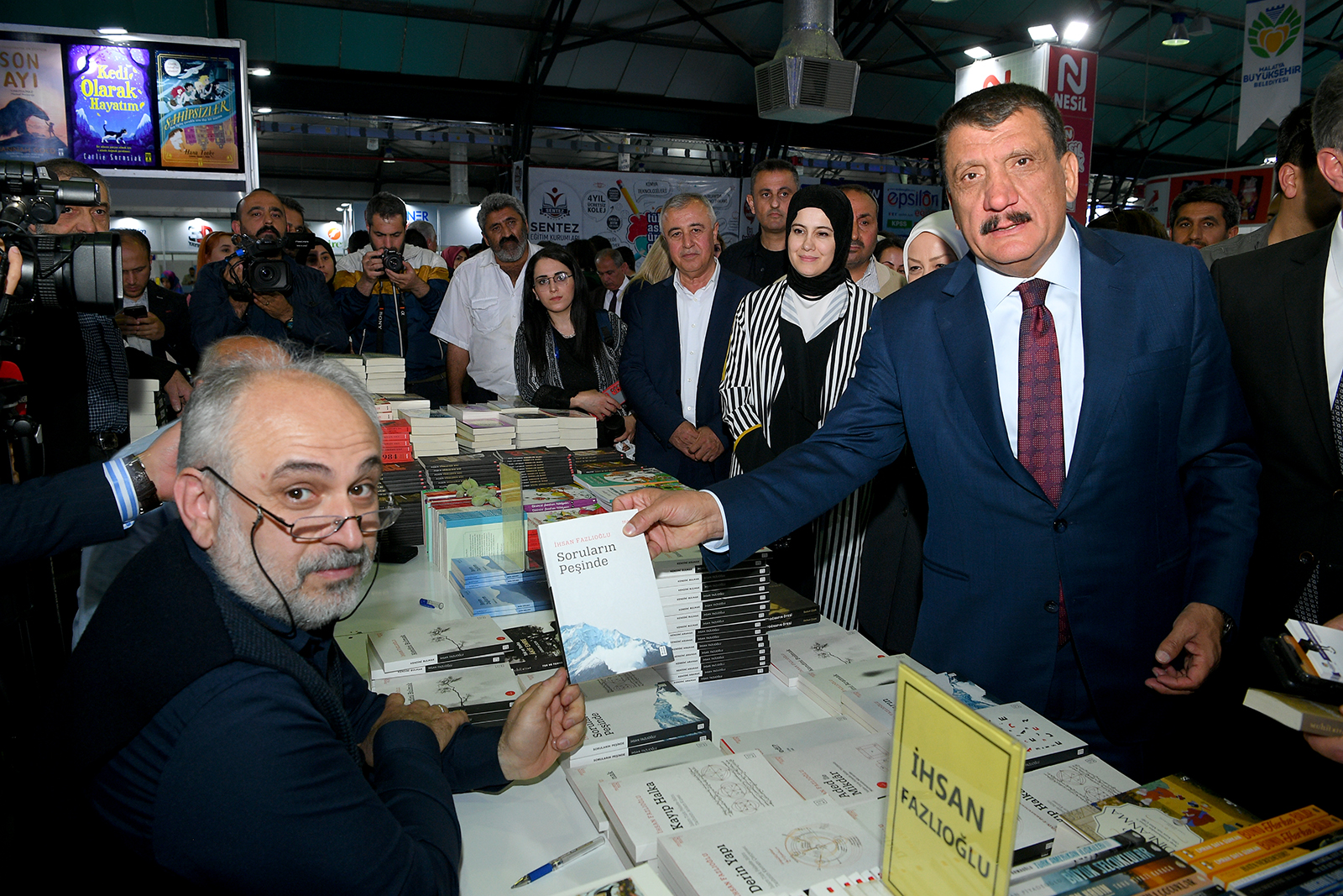 Malatya Valiliği ile Malatya Büyükşehir Belediyesi Kültür ve Sosyal İşler Daire Başkanlığı tarafından düzenlenen, organizasyonunu ise Kültür A.Ş.’nin yaptığı, Malatya Kitap ve Kültür Fuarı’nın 9’uncusu kapılarını kitapseverlere açtı.