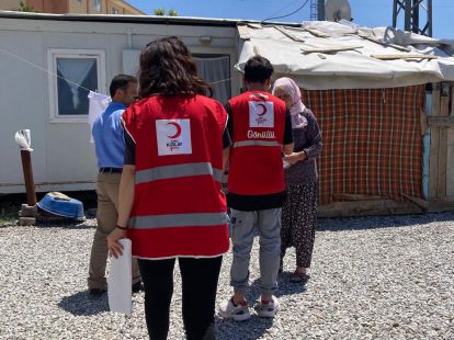 Kızılay'dan 1400 aileye bayram yardımı