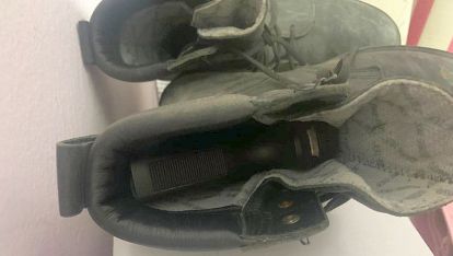 Saldırganın botun içine gizlediği tabanca da ele geçti