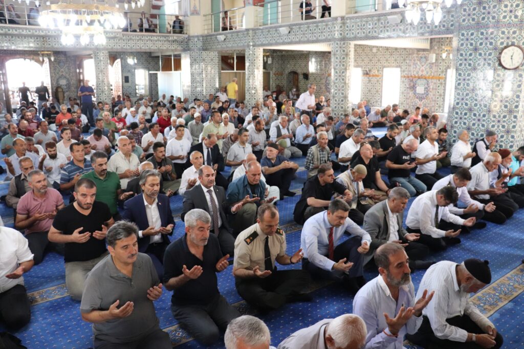 15 Temmuz Demokrasi ve Milli Birlik Gününün 6’ncı yıl dönümünde, 15 Temmuz Şehitleri tüm Türkiye’de olduğu gibi Malatya’da da unutulmadı.