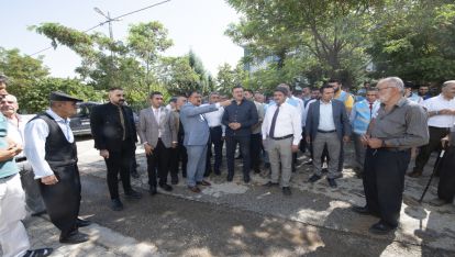 "Büyükşehirin sahada yüzlerce şantiyesi var"