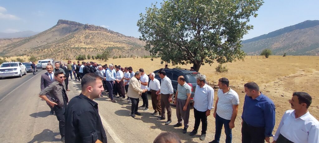 Milliyetçi Hareket Partisi (MHP) Malatya Milletvekili Mehmet Fendoğlu, Adım Adım 2023, İlçe İlçe Anlatma ve Aydınlatma programı kapsamında Hakkari’de düzenlenen program ve etkinliklere katıldı. Toplantılarda Hakkarililerin MHP’ye karşı olan ilgisinin arttığı görüldü.