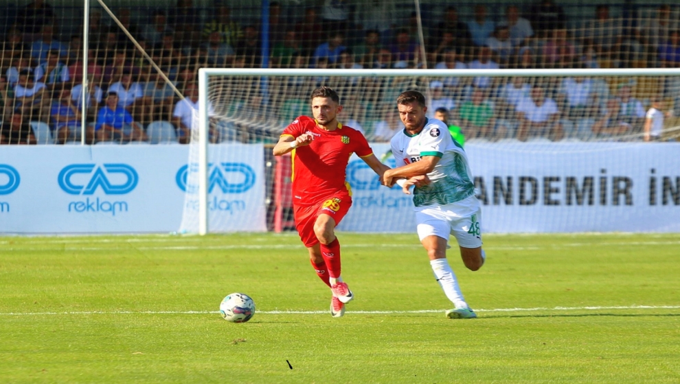 Yeni Malatyaspor’un, Spor Toto 1. Ligindeki ilk maçını, lige geçtiğimiz sezon yükselen Bodrumspor'la deplasmanda oynadı ve 3-1 mağlup olduğu maçı değerlendiren teknik direktör Cihat Arslan, “Bazı oyuncularımızın yeterliliklerini ve yetersizliklerini görememiştik. Bu maç bize yol gösterici olacak” dedi.