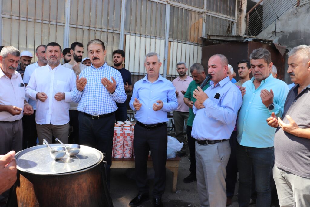 Malatya Esnaf ve Sanatkarlar Odaları Birliği (MESOB) Başkanı Şevket Keskin, Sanayi Sitesinde esnaflar ziyaret ederek, burada sorun ve talepler konusunda istişarede bulundu.