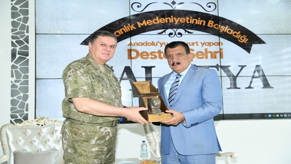 Tümgeneral Arslan veda ziyaretlerine başladı