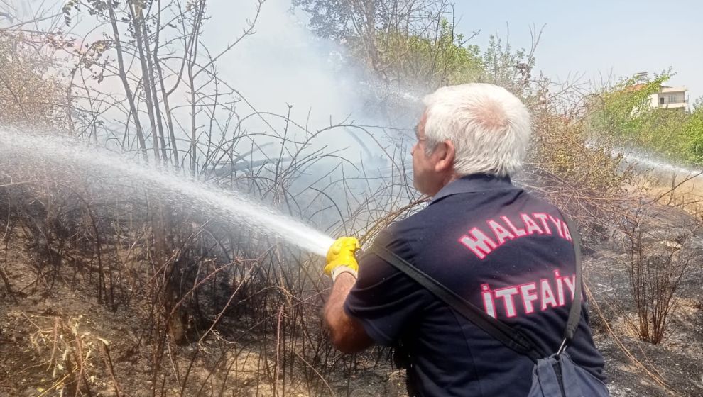 Yangın büyümeden söndürüldü