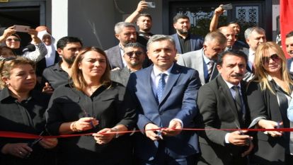 Latif Doğan'dan annesi adına taziyeevi 