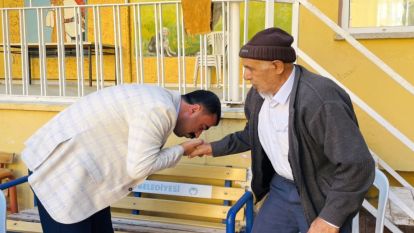 MHP'den Huzurevi ziyareti 