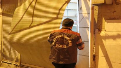 Sigarasını yakmak isterken evde patlama oldu 