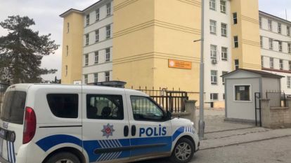 Lisede kanlı kavga, 2 öğrenci bıçaklandı 