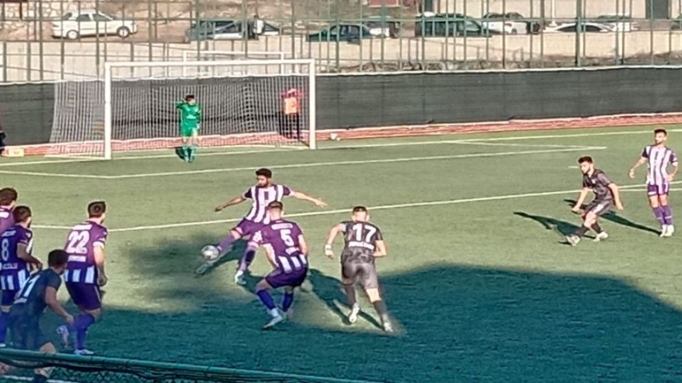 Malatya Arguvanspor evinde Artvin Hopaspor ile 1-1 berabere kaldı