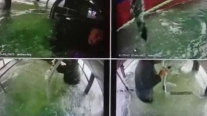 Baraj gölüne düşen otobüste facia ucuz atlatılmış