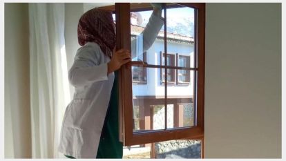 Yaşlıların temizlik, bakım, yemek, çamaşır, bulaşık, ütü işlerini Kaymakamlık yapıyor 