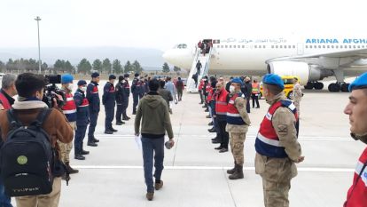 Yürüyerek geldiler, uçarak gittiler