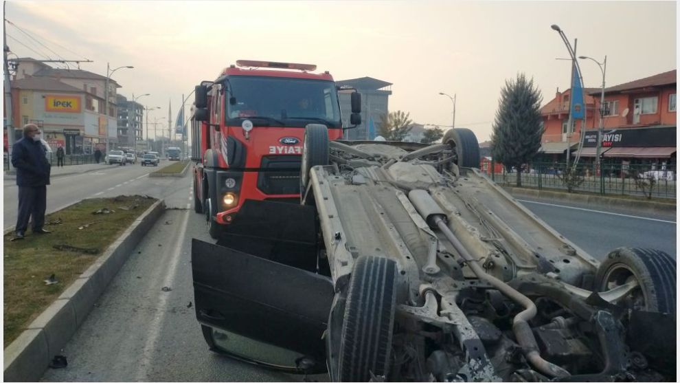 Otomobil takla atarak ters döndü, 1 yaralı