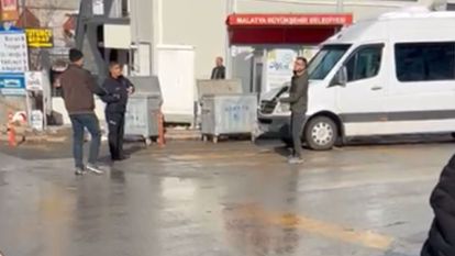 Zabıtaya pompalı saldırı; 7 yaralı 