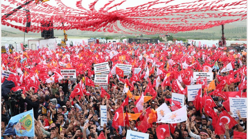 “Malatyalılar, ‘Eserler yarım kalmasın, hizmetler ve projeler durmasın' diyor“