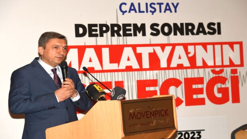 “200 yıllık Malatya 2 dakikada yıkıldı, şimdi 2 yılda yeniden kurmaya çalışıyoruz”