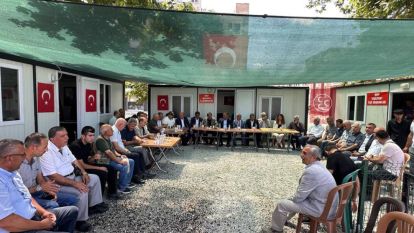 MHP'nin bayramlaşma programına yoğun ilgi 