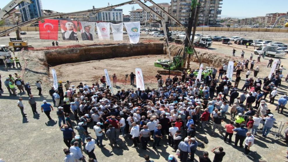 Malatya'da Yerinde Dönüşümün İlk Temeli  Bakırcılar Çarşısı'nda Atıldı