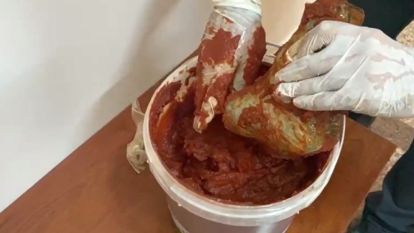 Malatya'da salça kovasında 4 tane tabanca çıktı 