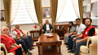 Kızılay Malatya Şube Yönetiminden Vali Ersin Yazıcı'ya Ziyaret 