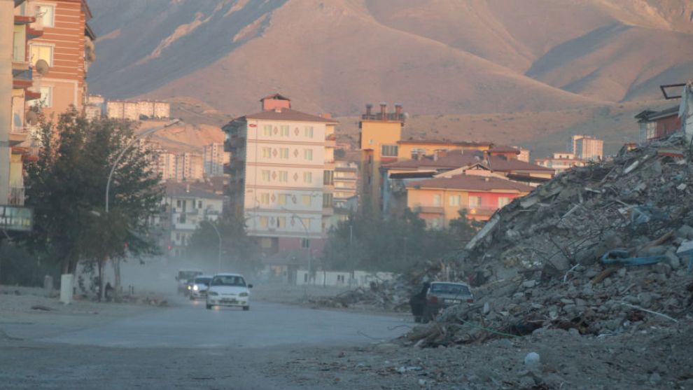 Mimarlar Odası'ndan orta hasarlı bina açıklaması