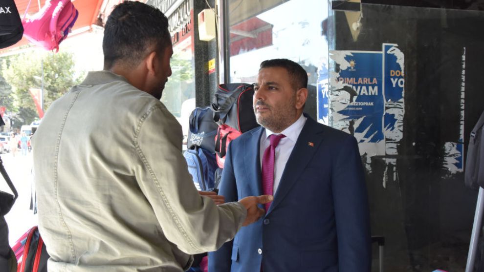 Sadıkoğlu, “Çarşıdaki ağır hasarlı bina yıkımları hızlandırılmalı”