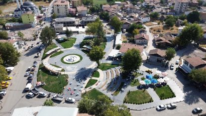 “Surlarla bütünleşecek bir yapıyı surların içine yapacağız”        