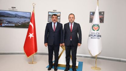 Büyükşehir, Sıkıntısı Olan Vatandaşa Hukuk Hizmeti Verecek 