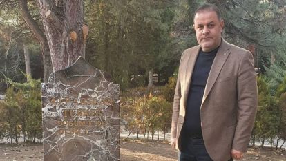 “Üç Hilal'in Gölgesi bir an olsun üstümüzden eksilmesin”