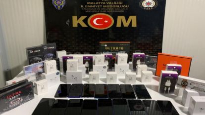 Kaçak cep telefonları ele geçirildi