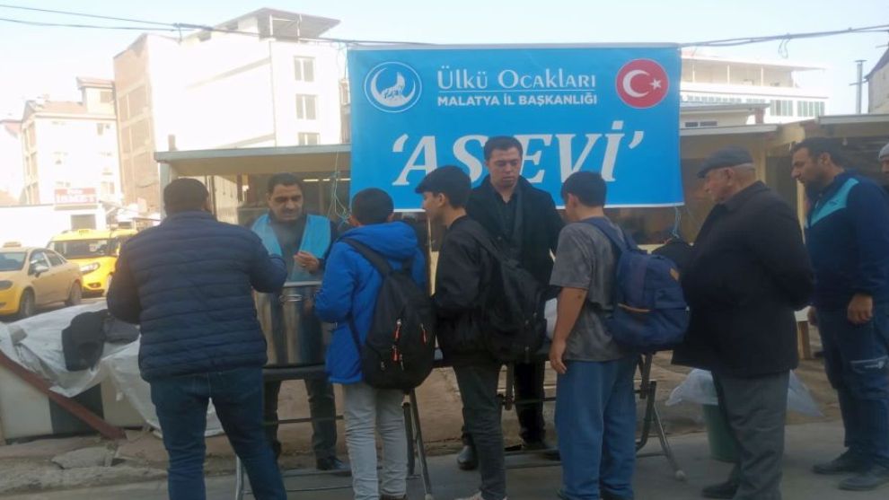 Ülkü Ocakları Malatya'da yürekleri sıcak tutmaya devam ediyor