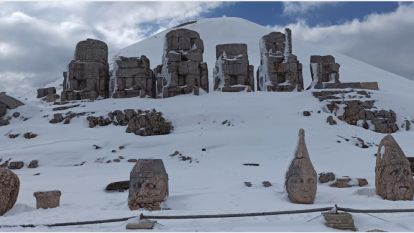 Nemrut'ta mevsim erken başladı 