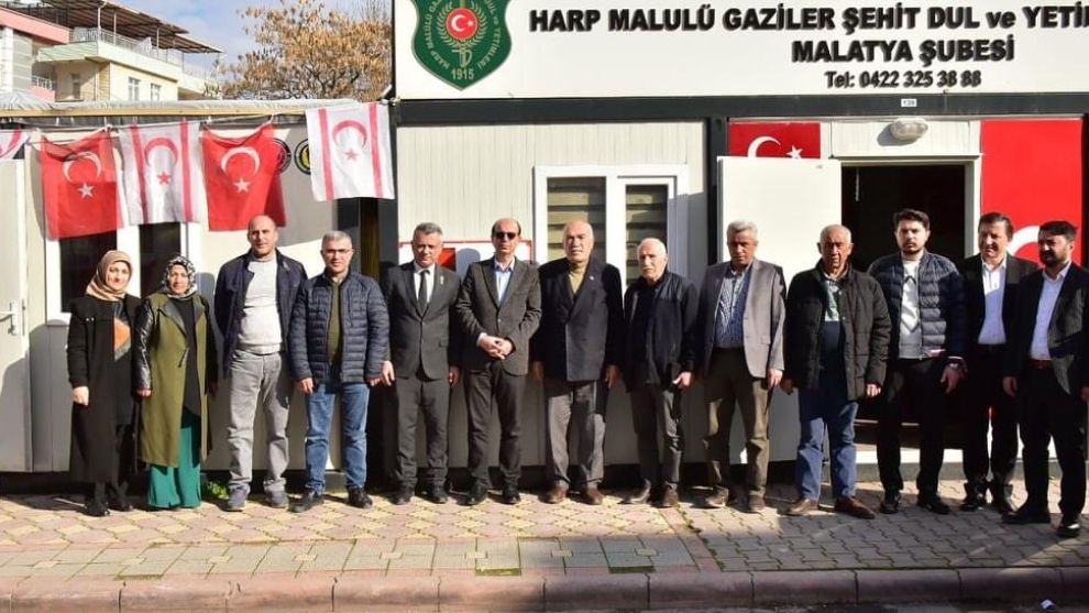 İlhan Geçit'ten Şehit Alileri ve Gazilere Ziyaret