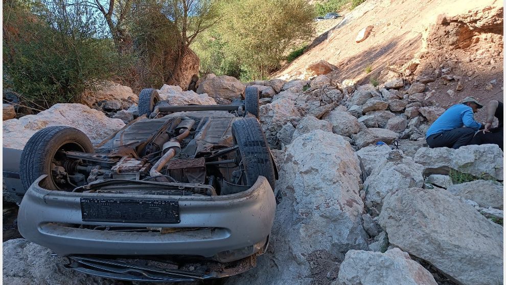 Dere Yatağına Uçan Otomobilin Sürücüsü Yaralandı