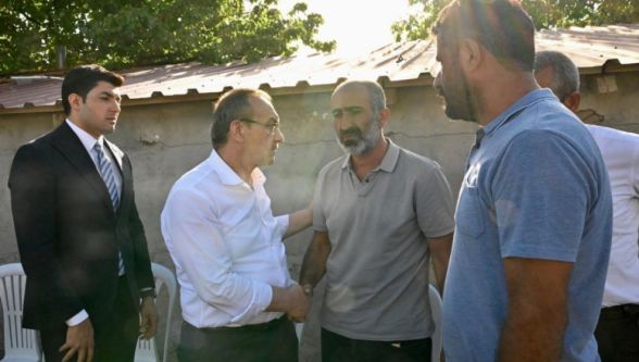 2 Evladını Kaybeden Yıldırım Ailesine Vali Ziyareti 