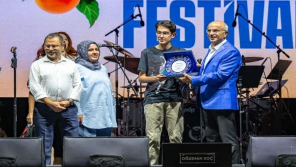 Türkiye birincisi Ödülünü On Binlerce Malatyalının Önünde Aldı 