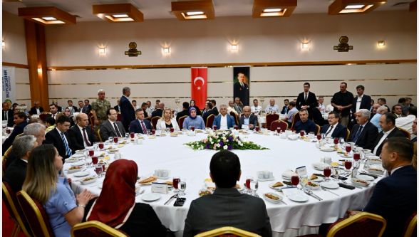 Vali Ersin Yazıcı'ya Veda Günü.. "Yıktık, Yapamadık"